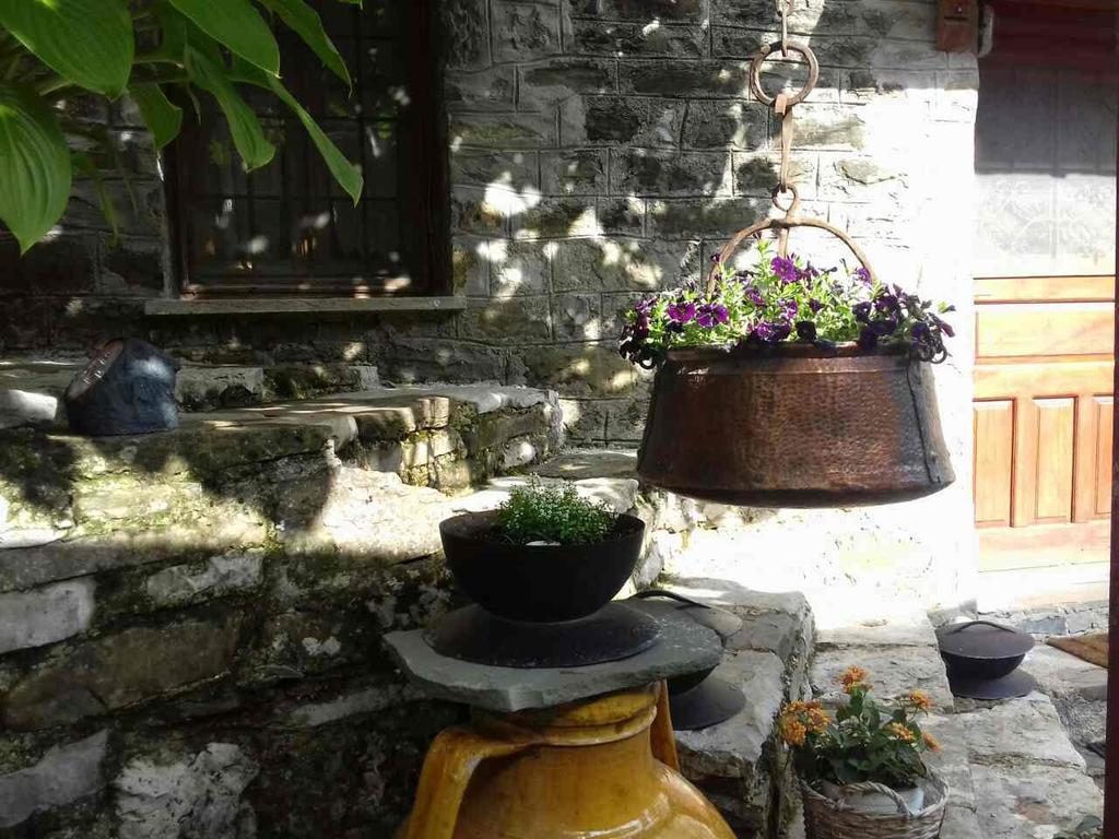Traditional Rooms Karaouli ปาปิงโก ภายนอก รูปภาพ