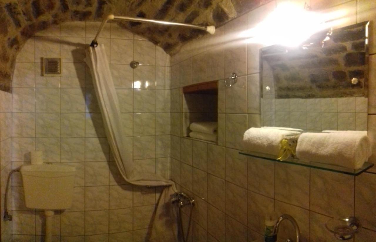 Traditional Rooms Karaouli ปาปิงโก ภายนอก รูปภาพ