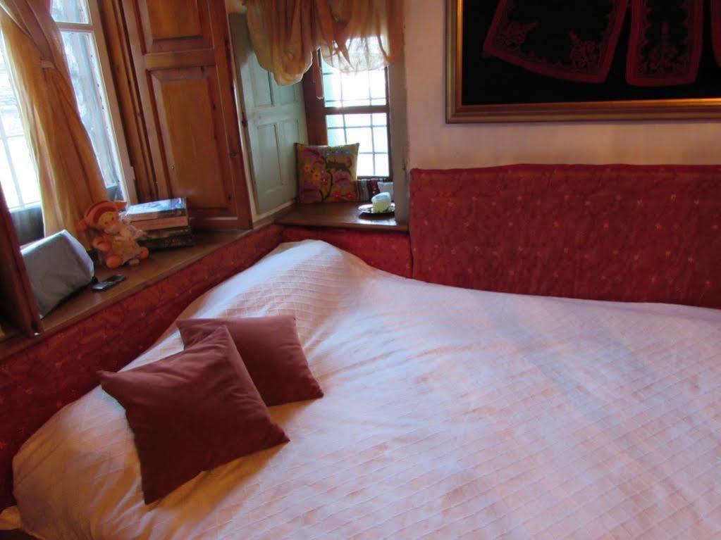 Traditional Rooms Karaouli ปาปิงโก ภายนอก รูปภาพ